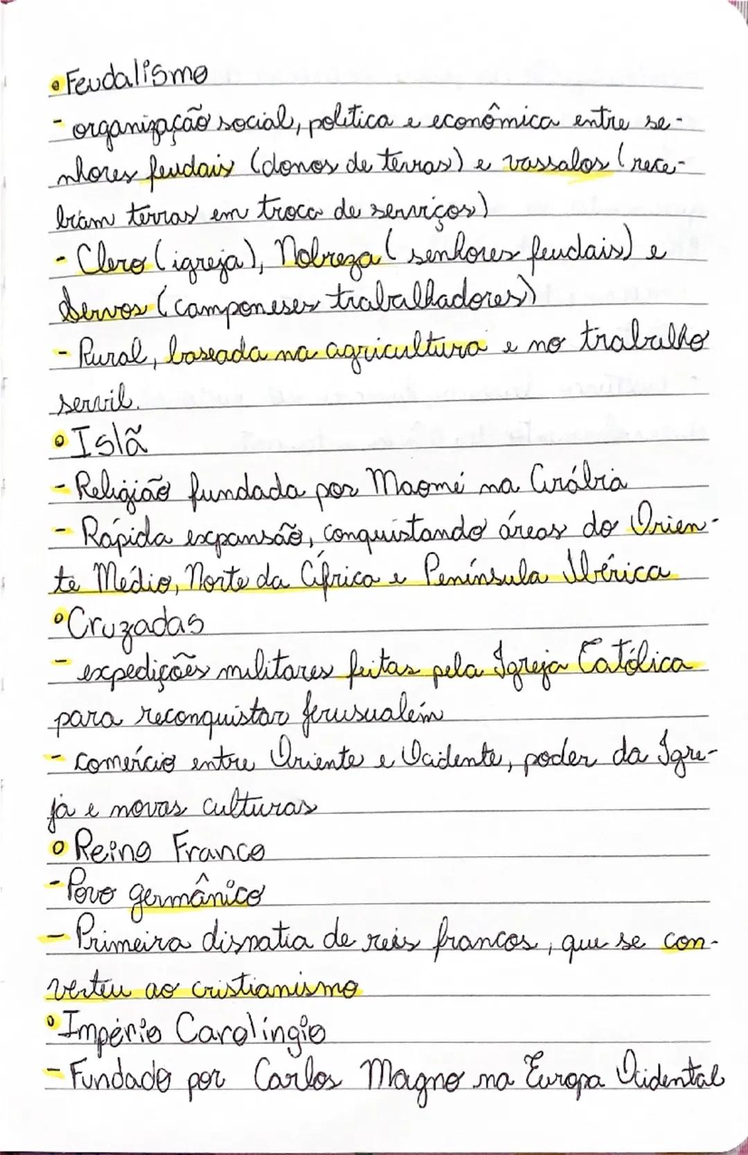 # HISTORIA

Grécia Antiga
*   Atenas: foi o berço da democracia, onde todos os
cidadãos tinkam direito de participar diretamente
das decisõe