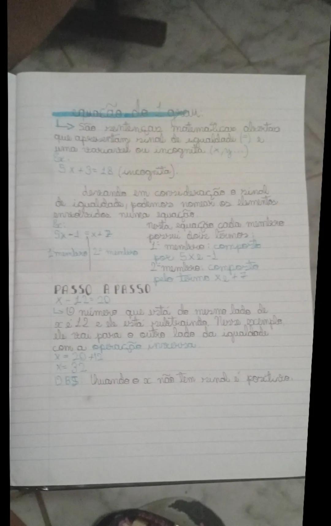 > São sentenças matemáticas de extan
que apresentam sinal de igualdade (F) e
uma variartel ou incognita (x, y...)
Ec:
5x+3=18 (incognita)..
