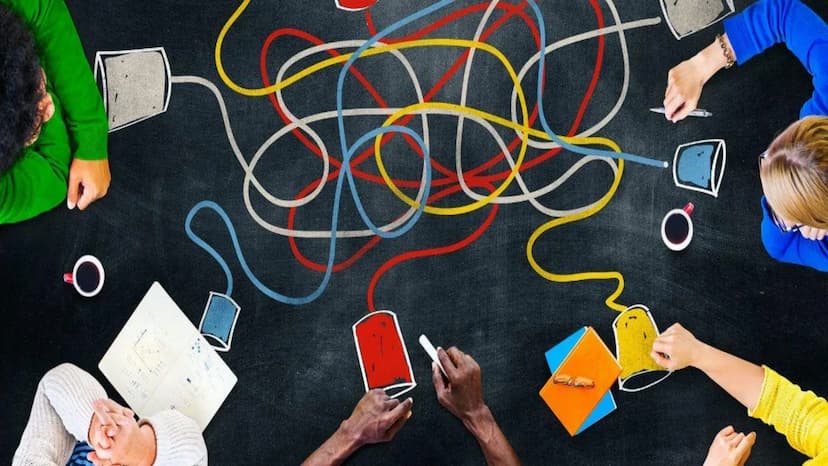  # COMUNICAÇÃO

O Que é Comunicação? Comunicação é a forma como trocamos informações,
sentimentos e experiências em nossa vida. Fazemos isso