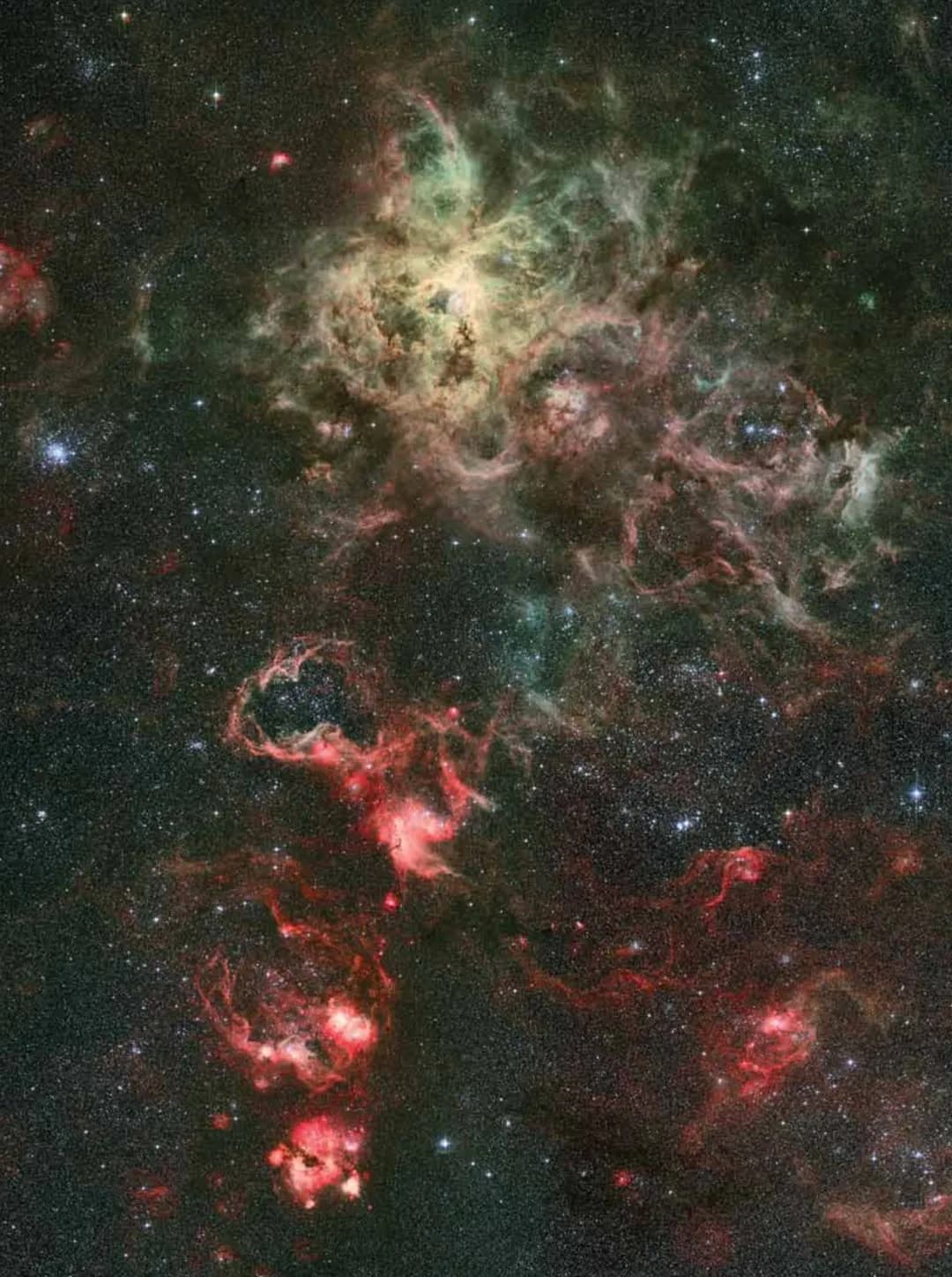 # FASCÍNIO DO
# UNIVERSO
O UNIVERSO
PARA VOCÊ DESCOBRIR
Herança do
ANO INTERNACIONAL DA
ASTRONOMIA
Ministério da
Ciência e Tecnologia